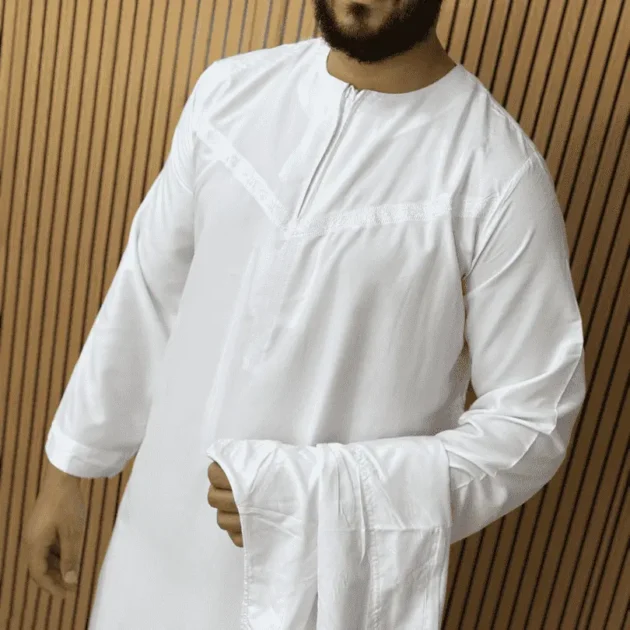 قميص أبيض مكة المدينة بالسروال - علبة